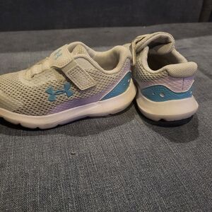 Under Armour girls toddler sneakers, size 6